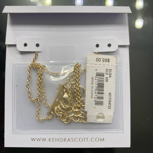 NEW Kendra Scott Elisa Necklace in Raspberry - Picture 4 of 8